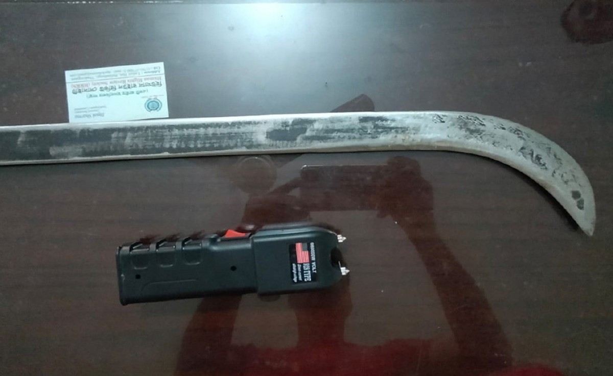 চালকের কৌশলে আটক হলো তিন ছিনতাইকারী