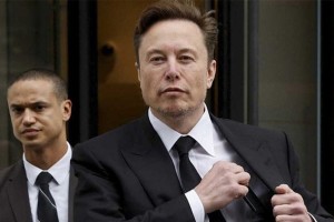 কানাডার নাগরিকত্ব হারাবেন ইলন মাস্ক?