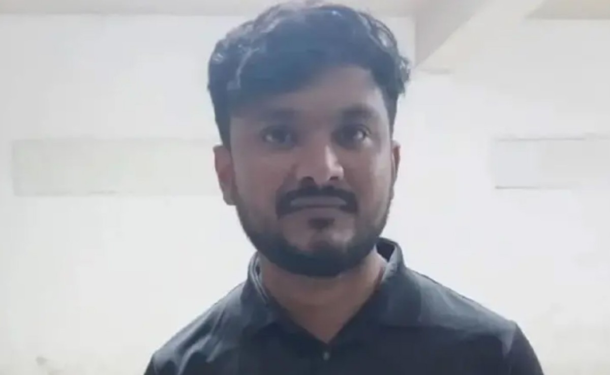 সাবেক প্রধানমন্ত্রীর গাড়ি চালকের ছেলে গ্রে’প্তার