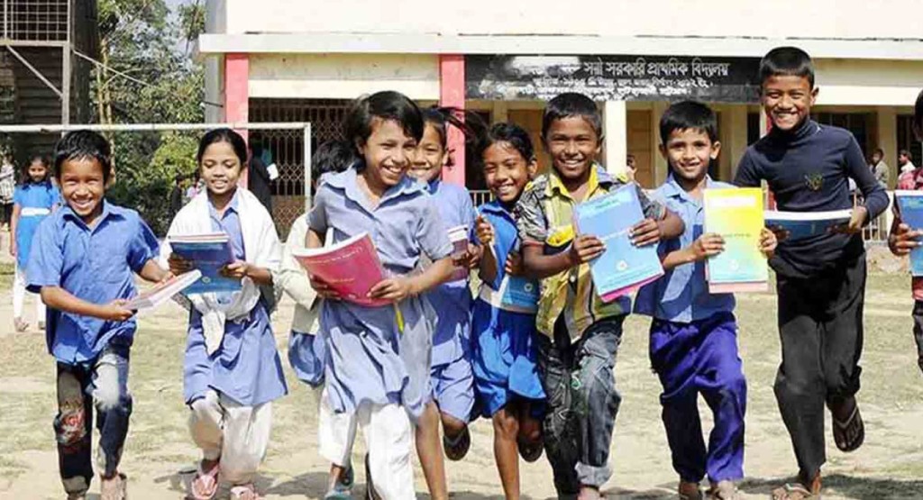 ২৮ ফেব্রুয়ারি থেকে ৪০ দিনের লম্বা ছুটিতে যাচ্ছে শিক্ষাপ্রতিষ্ঠান 2 Untitled 2 1740404542 ২৮ ফেব্রুয়ারি থেকে ৪০ দিনের লম্বা ছুটিতে যাচ্ছে শিক্ষাপ্রতিষ্ঠান