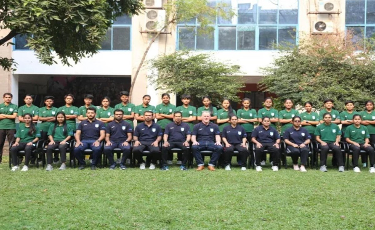 প্রীতি ম্যাচ খেলতে দেশ ছাড়লো বাংলাদেশ দল; নেই বিদ্রোহী ১৮ নারী ফুটবলার