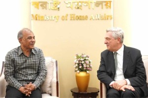 রোহিঙ্গা প্রত্যাবাসনে মিয়ানমারকে আন্তর্জাতিকভাবে চাপ প্রয়োগের আহ্বান স্বরাষ্ট্র উপদেষ্টার