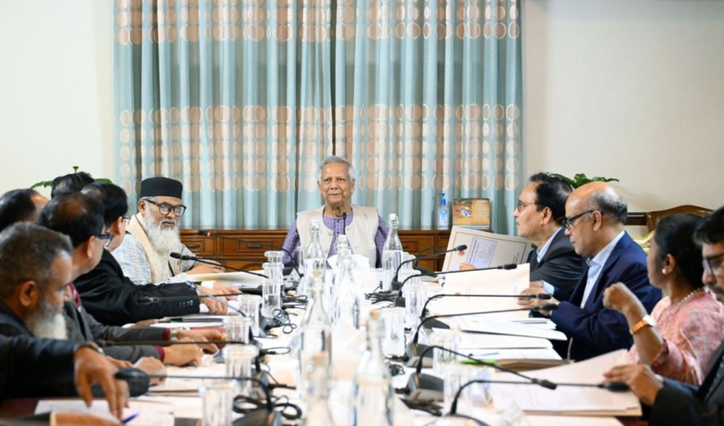 ভোগান্তি কমাতে ‘হজ ম্যানেজমেন্ট সেন্টার’ চালুর নির্দেশ প্রধান উপদেষ্টার 3 dr yunus 1740500088 ভোগান্তি কমাতে ‘হজ ম্যানেজমেন্ট সেন্টার’ চালুর নির্দেশ প্রধান উপদেষ্টার