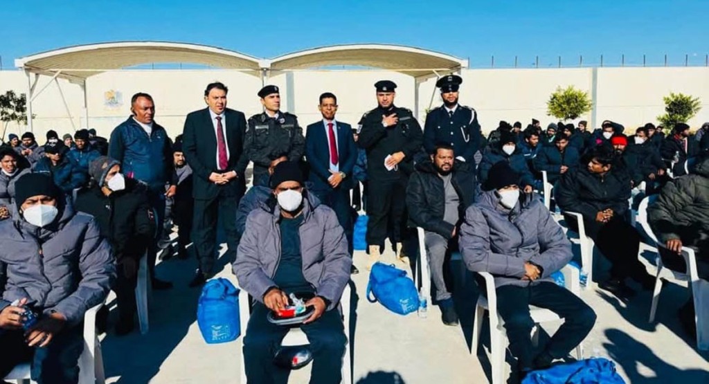 আজ দেশে ফিরছেন লিবিয়ায় আটকে পড়া ১৪৫ বাংলাদেশি 2 dubaip 1739413988 আজ দেশে ফিরছেন লিবিয়ায় আটকে পড়া ১৪৫ বাংলাদেশি