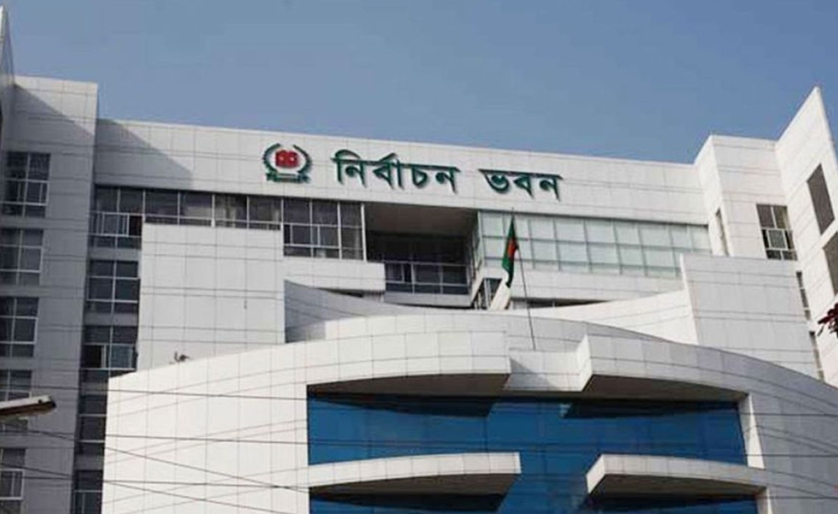 সংসদ নির্বাচনের জন্য ২ হাজার ৮০০ কোটি এবং স্থানীয় নির্বাচনের জন্য ৩ হাজার কোটি চায় ইসি
