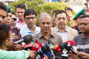 আইনশৃংখলা বাহিনীর কোন সদস্যের গাফিলতিও ছাড় দেওয়া হবে না: স্বরাষ্ট্র উপদেষ্টা