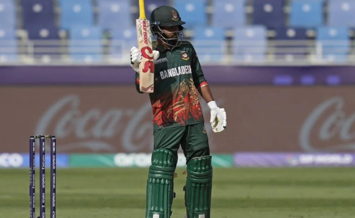 ক্যারিয়ারের প্রথম সেঞ্চুরি হাকালেন তাওহীদ হৃদয়
