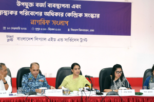 সাড়ে ৪ হাজার পুরোনো বাস বাতিল করা হবে: পরিবেশ উপদেষ্টা