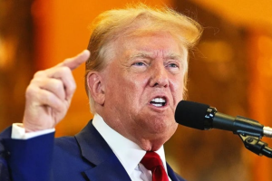 ট্রাম্প সীমা ছাড়িয়ে গেছেন: জরিপে ৫৭ শতাংশ মার্কিনি