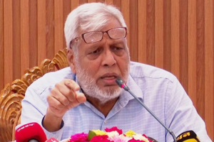 গরমে কেন স্যুট পরতে হবে- প্রশ্ন জ্বালানি উপদেষ্টার