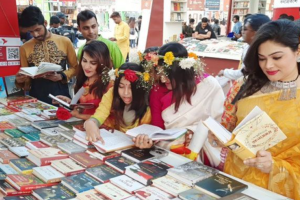 বইমেলায় নতুন বই এসেছে ৭৪২টি