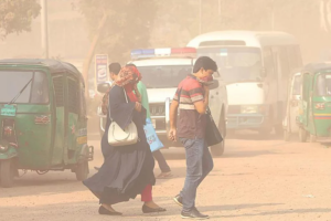 আজ সকালে ঢাকার বাতাস বিশ্বে সবচেয়ে দূষিত
