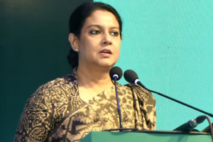 শিল্প ও দেশের স্বার্থে নবায়নযোগ্য জ্বালানি ব্যবহারের আহ্বান পরিবেশ উপদেষ্টার