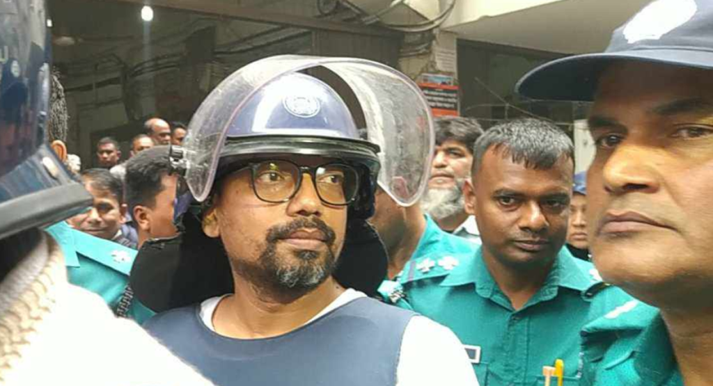 ‘শিক্ষা নেওয়ার জন্য হলেও ৭ দিন কারাগারে থাকা উচিত’ 3 image 1200x650 7 1739965930 ‘শিক্ষা নেওয়ার জন্য হলেও ৭ দিন কারাগারে থাকা উচিত’