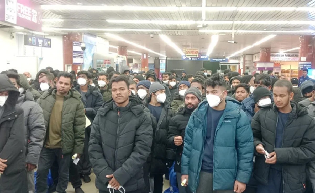 দেশে ফিরলেন লিবিয়ায় আটকে থাকা ১৪৫ বাংলাদেশি