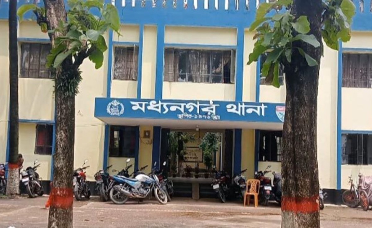 ‘যুবলীগ’ নেতাকে গ্রেপ্তার নিয়ে বিএনপির দুই পক্ষের সংঘর্ষ, ১৪৪ ধারা জারি