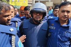 নারায়ণগঞ্জে তিনটি হত্যা মামলায় ১২ দিনের রিমান্ডে পলক