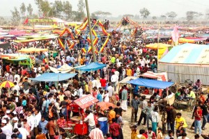 বগুড়ায় চারশ বছরের ঐতিহ্য ‘পোড়াদহ’ মেলা