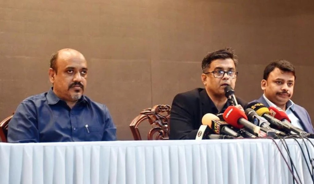 নিহতরা ‘জুলাই শহীদ’ ও আহতরা ‘জুলাই যোদ্ধা’ স্বীকৃতি, সরকারি-আধা সরকারি চাকরিতে অগ্রাধিকার 4 press wing 1740668973 নিহতরা ‘জুলাই শহীদ’ ও আহতরা ‘জুলাই যোদ্ধা’ স্বীকৃতি, সরকারি-আধা সরকারি চাকরিতে অগ্রাধিকার