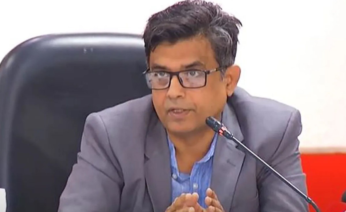 স্টারলিংককে বাংলাদেশে আমন্ত্রণ জানানোর কারণ জানালেন প্রেস সচিব