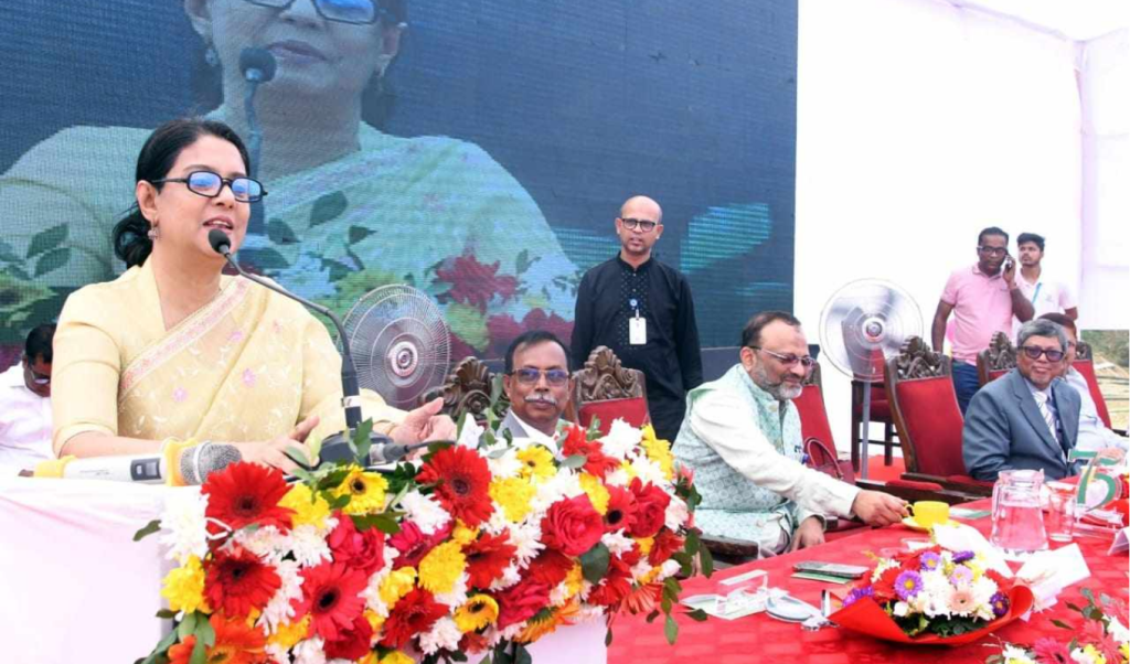 পরিবেশের সুরক্ষা ছাড়া টেকসই উন্নয়ন সম্ভব নয়: পরিবেশ উপদেষ্টা 4 rizwana 1740742658 পরিবেশের সুরক্ষা ছাড়া টেকসই উন্নয়ন সম্ভব নয়: পরিবেশ উপদেষ্টা