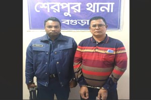 বগুড়ায় স্বেচ্ছাসেবক লীগ নেতা গ্রেপ্তার