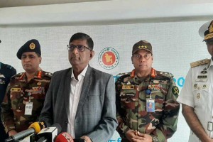 যুবকদের সার্বজনীন সামরিক প্রশিক্ষণের প্রস্তাব ডিসিদের