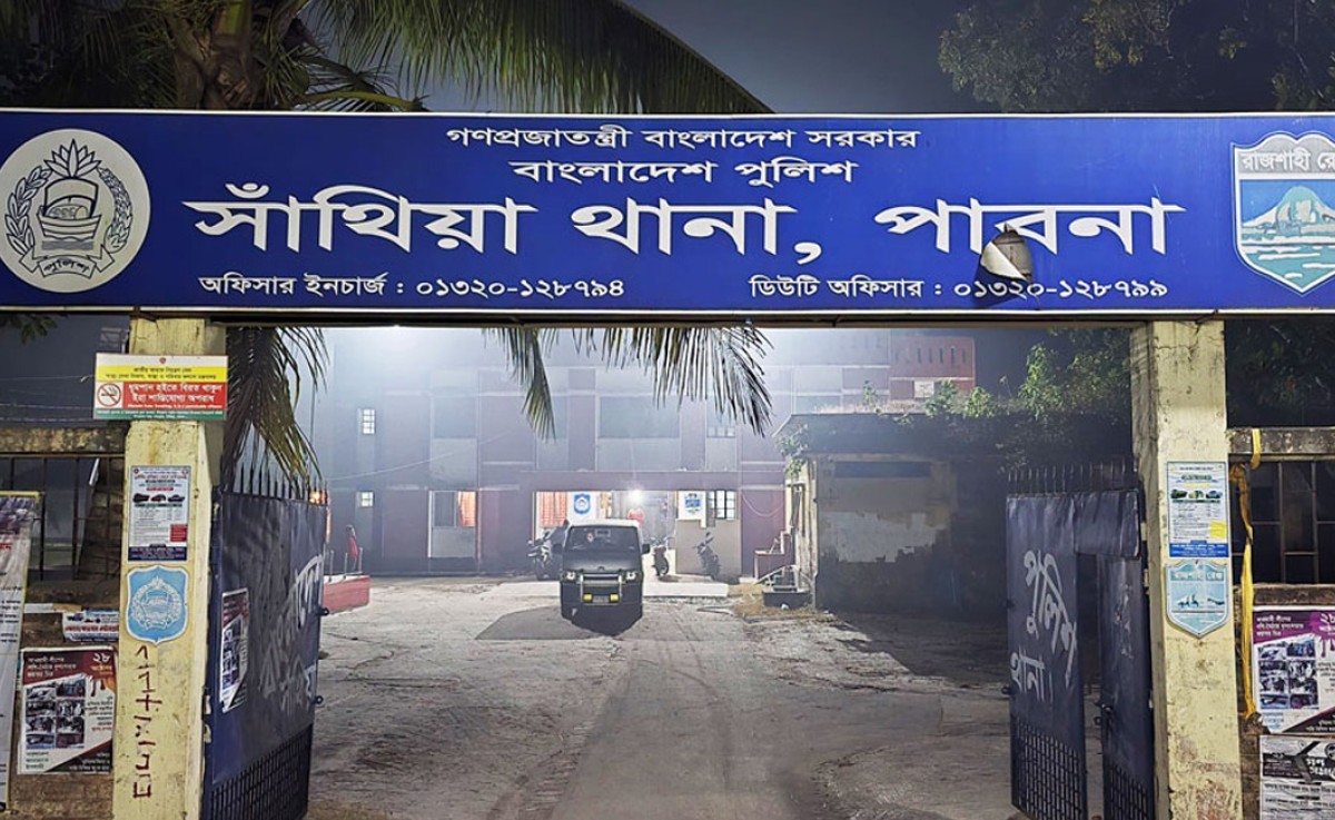 পাবনায় ভাড়ার কথা বলে ডেকে নিয়ে চালককে হত্যা