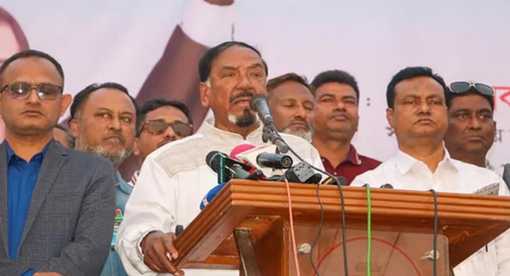 সংবিধান সংস্কারের অধিকার নির্বাচিত প্রতিনিধি ছাড়া আর কারও নেই: মেজর হাফিজ 3 ম ২০ 1739377141 সংবিধান সংস্কারের অধিকার নির্বাচিত প্রতিনিধি ছাড়া আর কারও নেই: মেজর হাফিজ