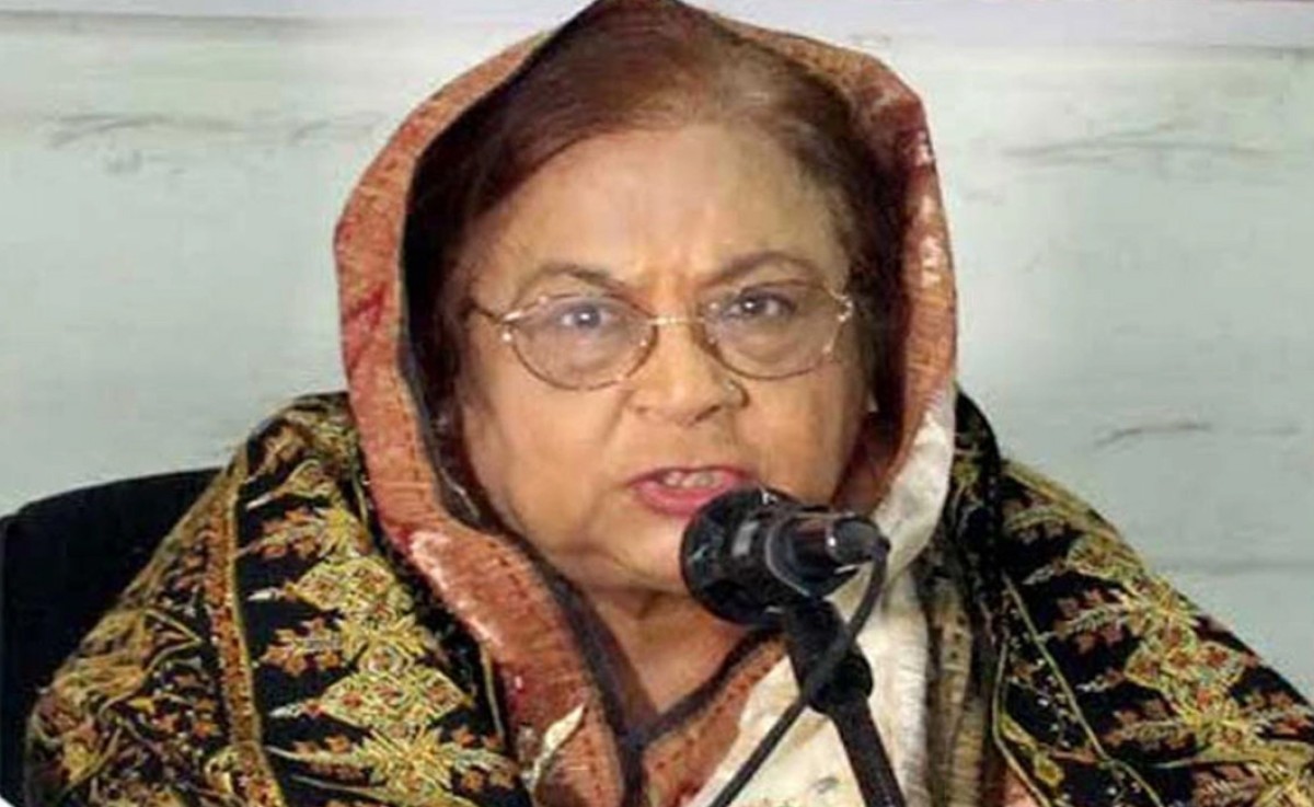 ‘কর্মী নিয়ে রাস্তায় হাঁটলে চলবে না,  মন জয় করেই নেতা হতে হবে’