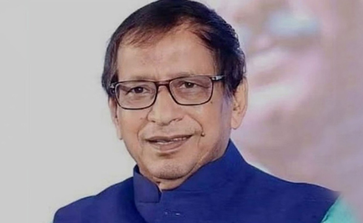 স্ত্রীসহ সাবেক মন্ত্রী নুরুজ্জামানের দেশত্যাগে নিষেধাজ্ঞা
