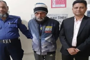 সাত মাসের সাজা থেকে বাঁচতে ভয়ে ১০ বছর পলাতক