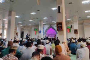 কলমের খোঁচায় চুরি বন্ধ করতে হবে : ধর্ম উপদেষ্টা