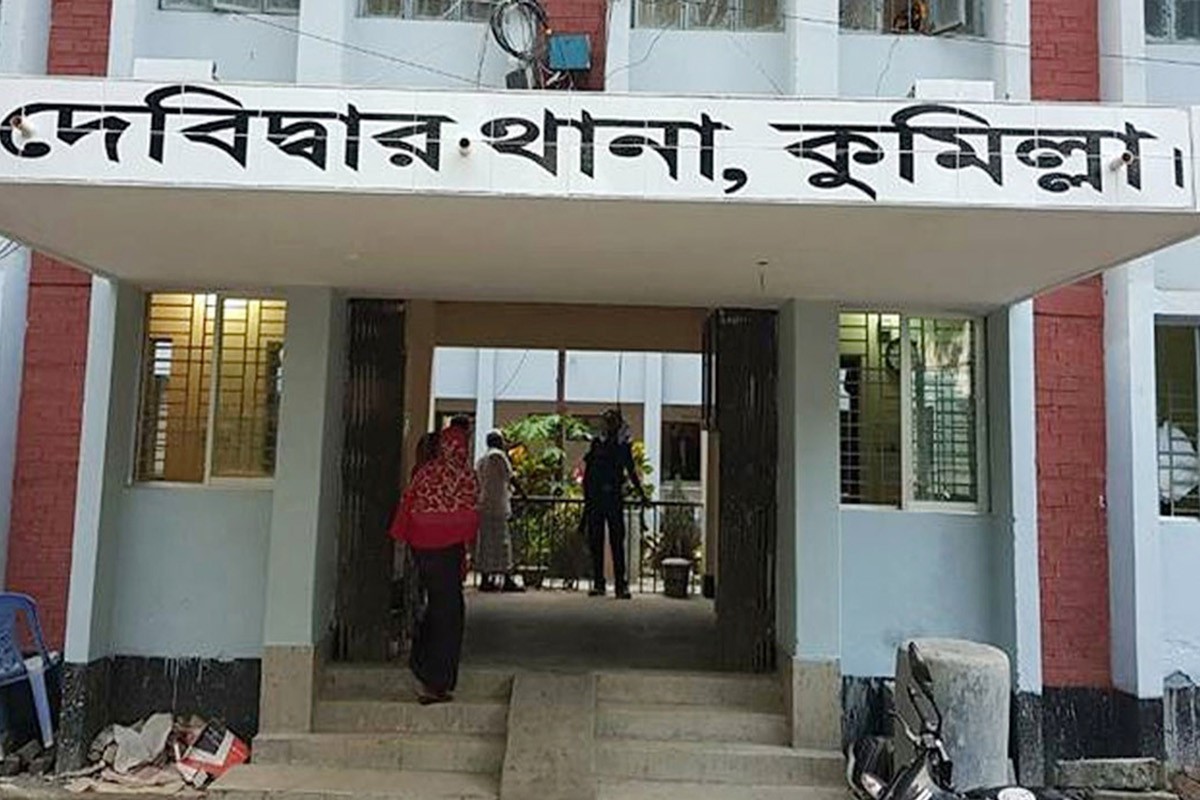 কুমিল্লায় ব্রিজের নিচ থেকে হাত-পা বাঁধা নারীর মরদেহ উদ্ধার