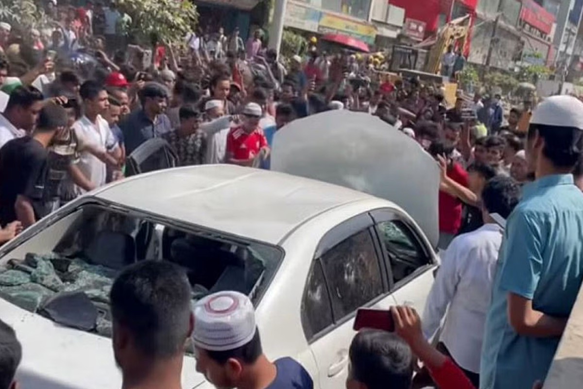 ‘মব’ তৈরী করে দুই বিদেশি নাগরিককে মারধর, গ্রেপ্তার ২