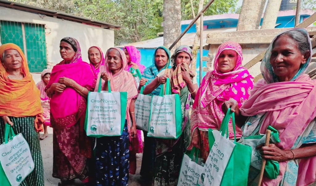 GORIB 1743308424 ব্রাহ্মণবাড়িয়া, বগুড়া ও সিরাজগঞ্জে গরিব ফাউন্ডেশনের ঈদ উপহার বিতরণ