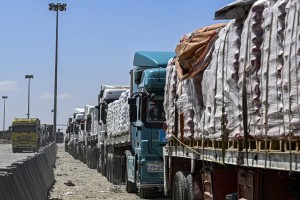 রোজার শুরুতেই গাজায় ত্রাণ ও পণ্য প্রবেশ সম্পূর্ন বন্ধ করল ইসরায়েল