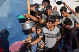 ৬ দিন ধরে গাজায় ত্রাণ প্রবেশ করতে দিচ্ছে না ইসরায়েলি সেনাবাহিনী