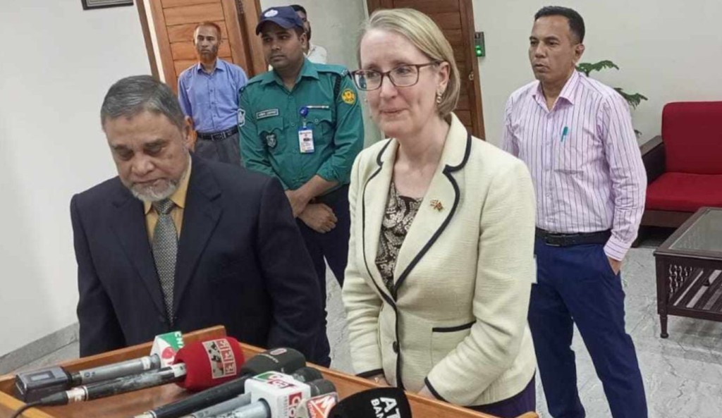 জাতীয় সংসদ নির্বাচনে সহায়তা করতে চায় যুক্তরাজ্য, প্রত্যাশা সুষ্ঠু ও অংশগ্রহণমূলক ভোট 4 Masum 14 1741610112 জাতীয় সংসদ নির্বাচনে সহায়তা করতে চায় যুক্তরাজ্য, প্রত্যাশা সুষ্ঠু ও অংশগ্রহণমূলক ভোট