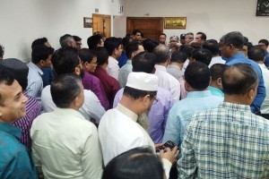 এনআইডি সেবা বন্ধের হুঁশিয়ারি ইসি কর্মকর্তাদের