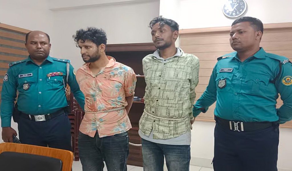 ভুয়া পুলিশ বলে এসআইকে মারধর, গ্রেপ্তার ২ 2 SI 1740827892 ভুয়া পুলিশ বলে এসআইকে মারধর, গ্রেপ্তার ২