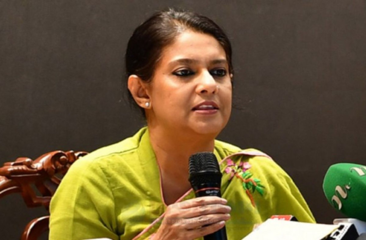 সাশ্রয়ী দামে টেকসই ও আধুনিক ফার্নিচার সরবরাহ করবে সরকার: পরিবেশ উপদেষ্টা