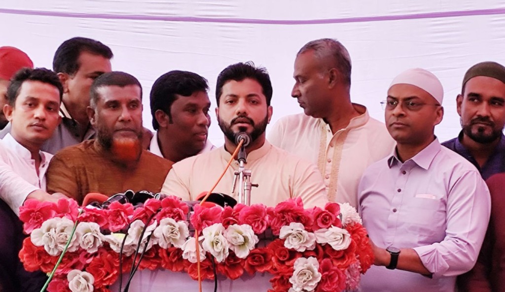 TOUKIR 14 1742570010 ‘আ.লীগকে পুনর্বাসনের চেষ্টা করা হলে সর্বশক্তি দিয়ে রুখে দেব’