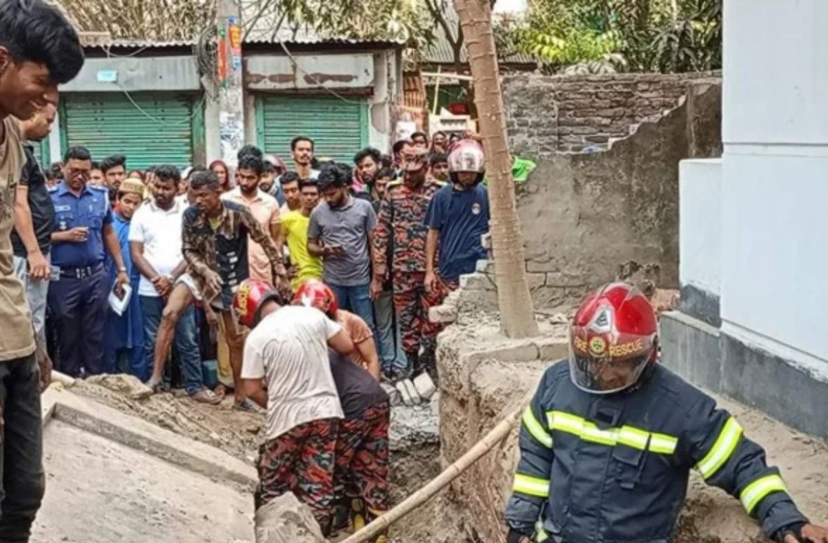 সিরাজগঞ্জে দেওয়াল চাপায় দুই নির্মাণশ্রমিক নিহত