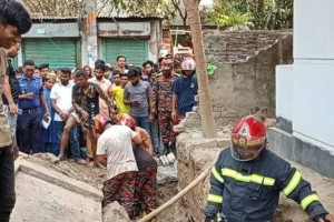সিরাজগঞ্জে দেওয়াল চাপায় দুই নির্মাণশ্রমিক নিহত