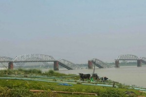 ভূমিকম্পে ধসে পড়ল ব্রিটিশ আমলে নির্মিত ঐতিহাসিক ‘সাগাং’ সেতু