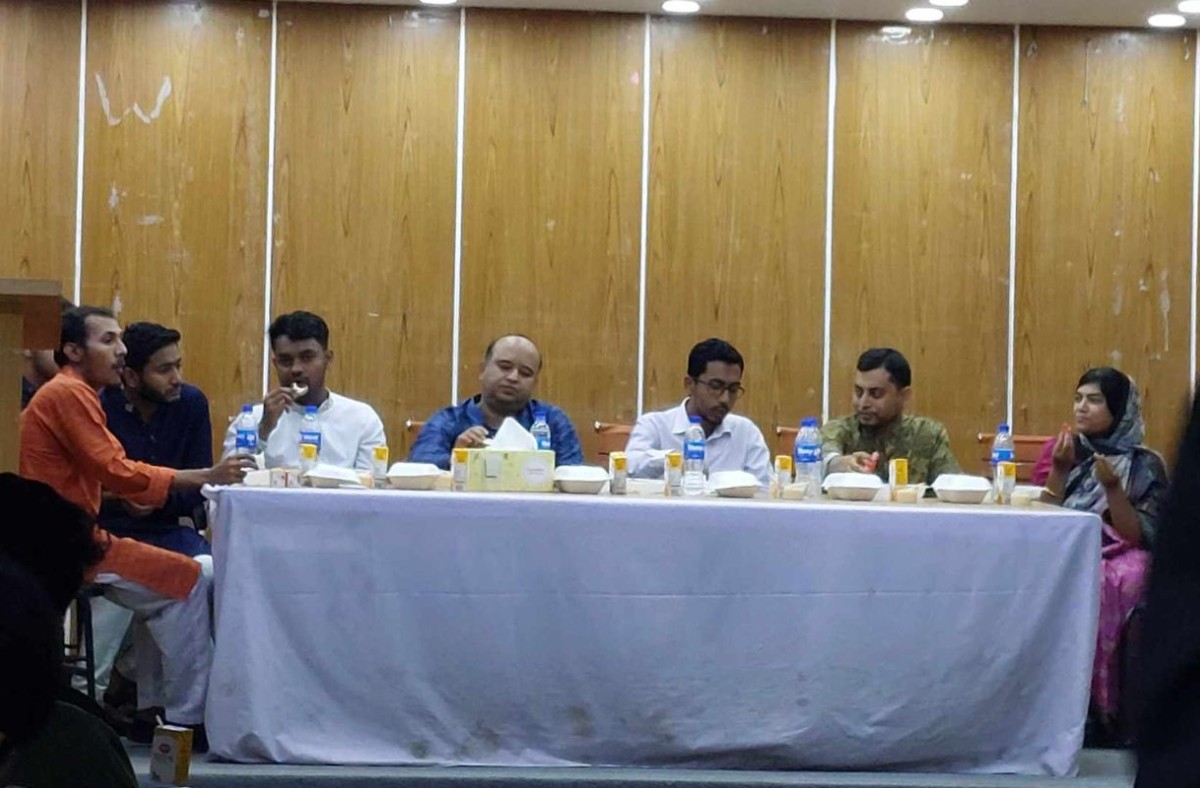কুবিতে লক্ষ্মীপুর স্টুডেন্ট’স ক্লাব’র ইফতার ও দোয়া মাহফিল অনুষ্ঠিত