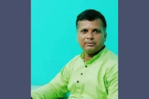 ঘুষের টাকা ফেরত চাওয়ায় প্রতিবন্ধী বৃদ্ধকে মারধর যুবদল নেতার