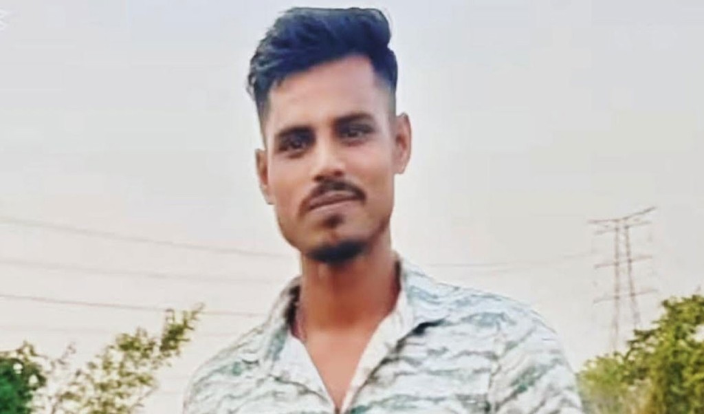 বিছানায় স্ত্রী-শ্যালিকার মরদেহ রেখে পালিয়েছে স্বামী 4 Untitled 18 1740986201 বিছানায় স্ত্রী-শ্যালিকার মরদেহ রেখে পালিয়েছে স্বামী