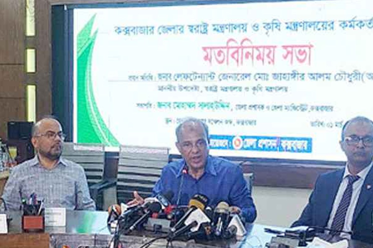 অভিযোগ শুনেই চকরিয়া থানার ওসি প্রত্যাহারের নির্দেশ দিলেন স্বরাষ্ট্র উপদেষ্টা